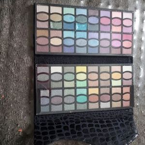 Beautiful glittery eyeshadow